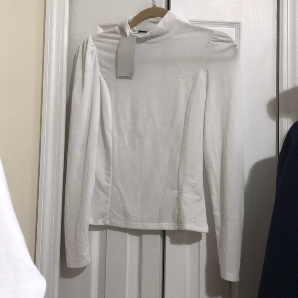 White ZARA turtle neck